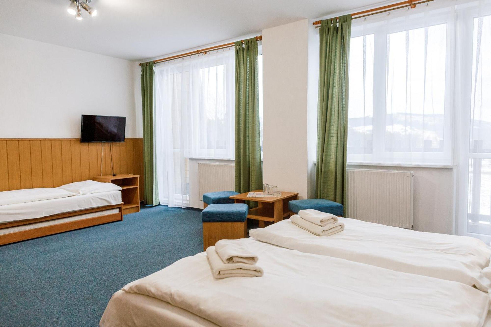 Hotel Tatrawest 주베레츠 외부 사진